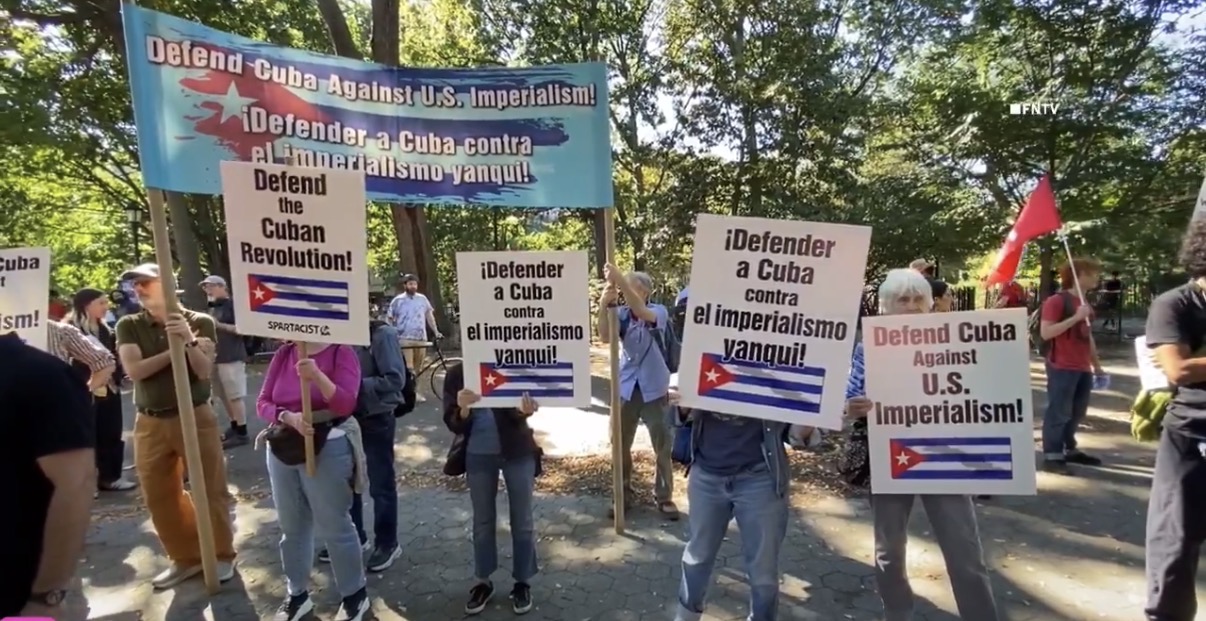 Comunistas salen en defensa del régimen cubano en Nueva York