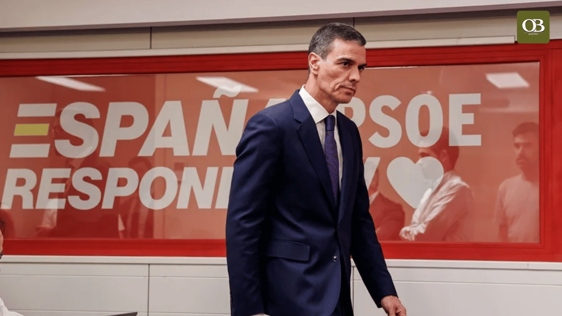 Un informe del Gobierno de Pedro Sánchez propone que el voto exterior se pueda ceder a cualquier persona por poder notarial