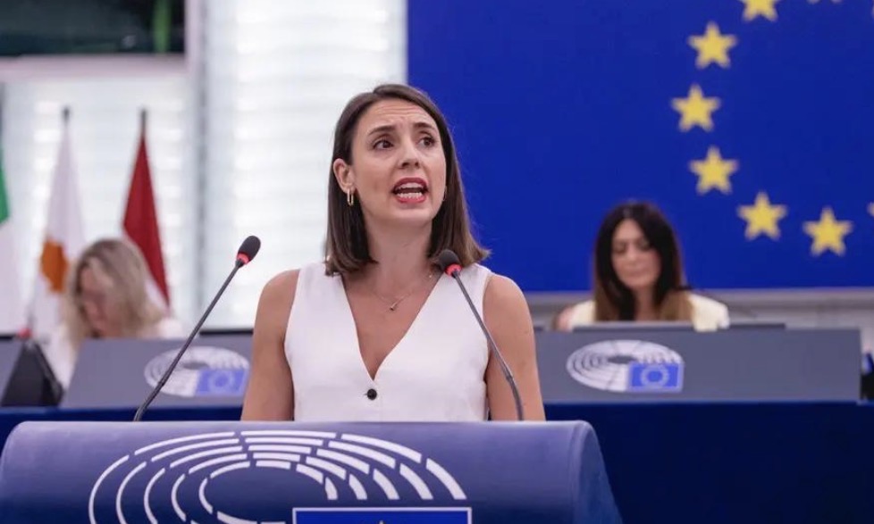 La historia militar que Irene Montero omite al defender a Cuba