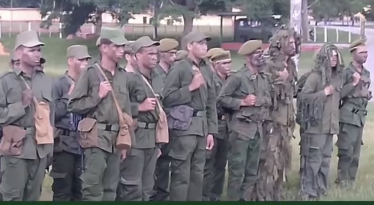 EL EJÉRCITO CENTRAL DE CUBA EXHIBE RETÓRICA BÉLICA MIENTRAS LA ISLA SE HUNDE EN LA MISERIA