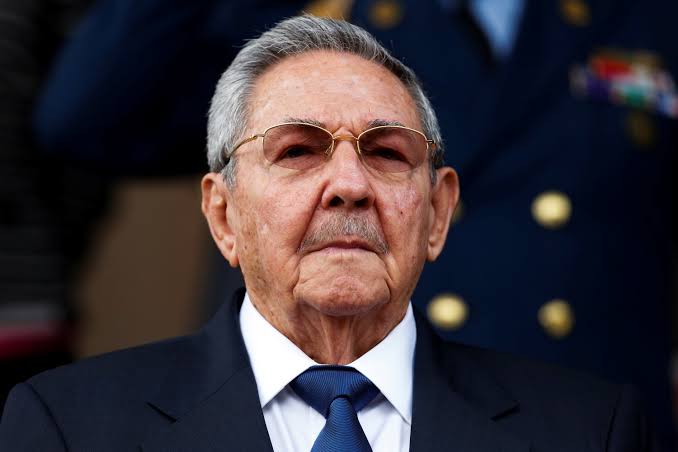 JUSTICIA HISTÓRICA: EMITEN ORDEN DE ARRESTO EN FLORIDA CONTRA EL DICTADOR RAÚL CASTRO